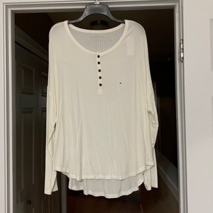 American Eagle long sleeve top